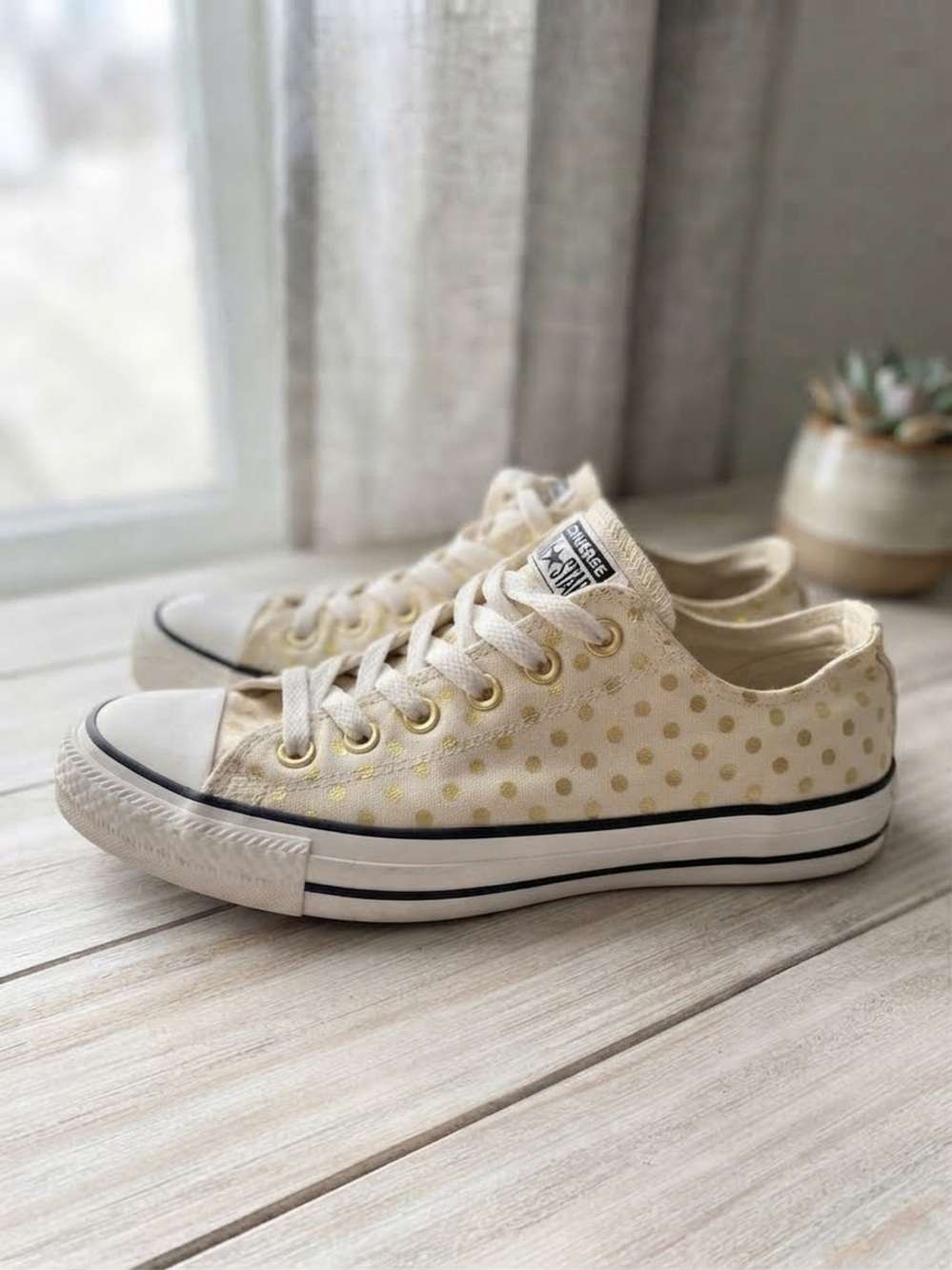 Converse Low-Top Sneakers in Cream with Gold Polka Dots